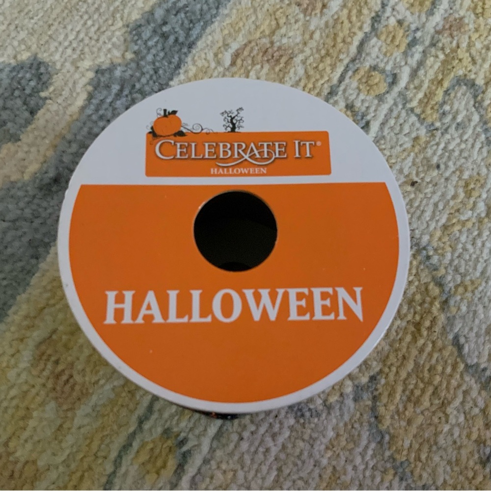 Ribbon - Picture 2 of 3